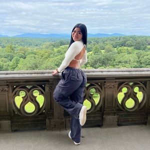 Meet your Posher, Deborah